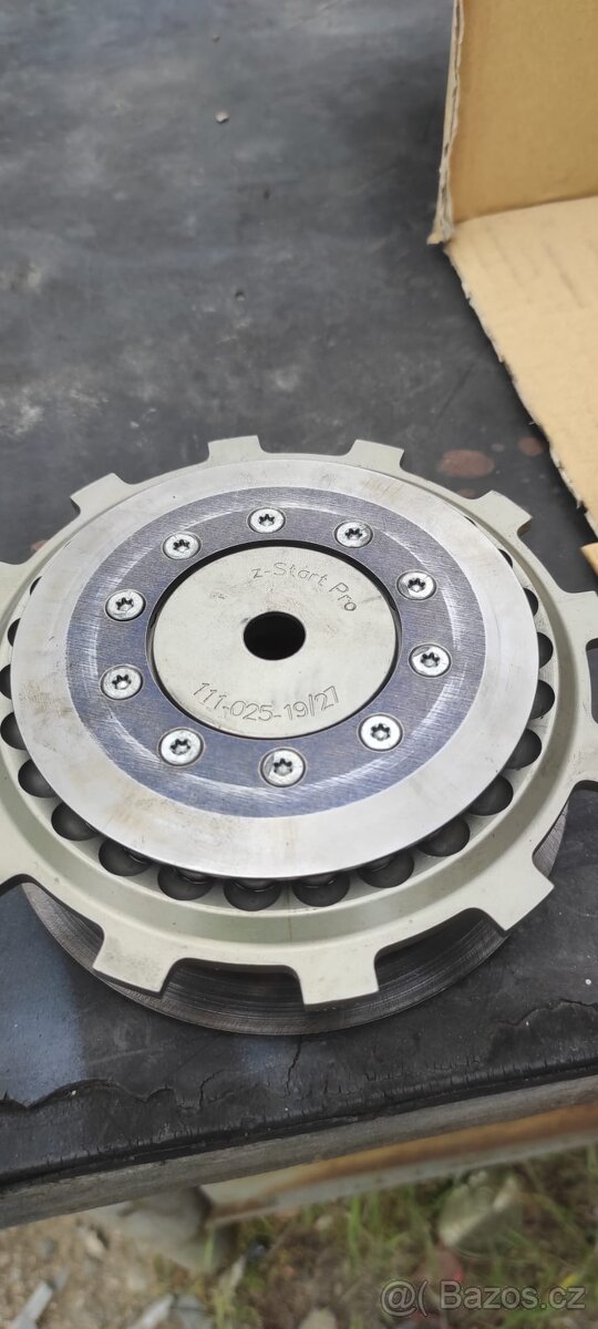 Automatická spojka Rekluse