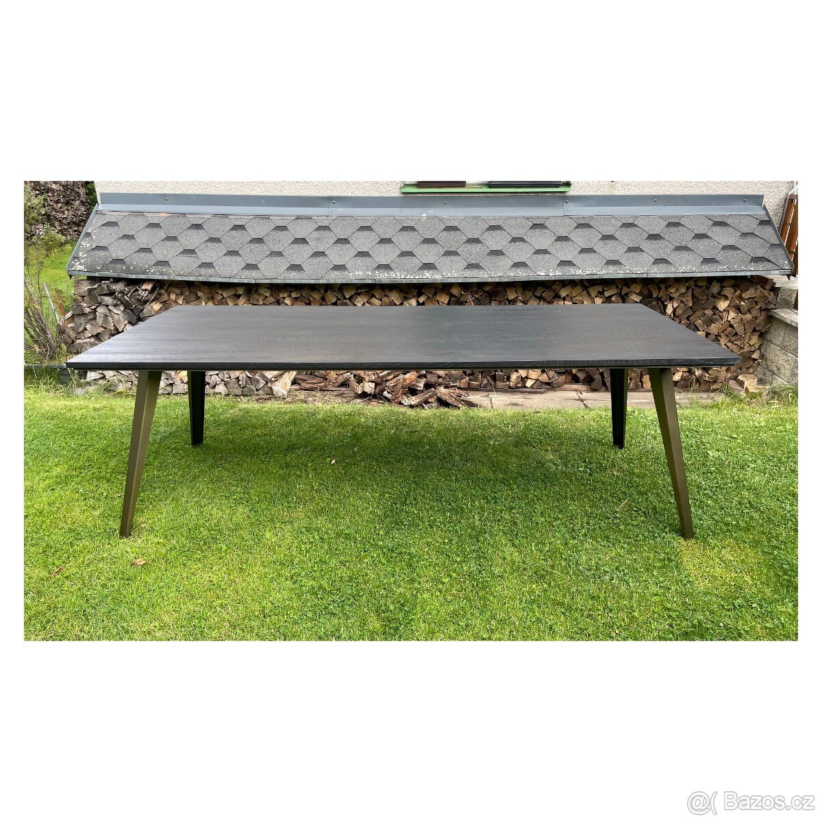 Dřevěný jídelní stůl – City 230 cm - kovové nohy