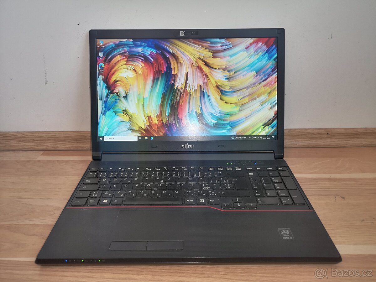 Notebook Fujitsu LifeBook E554