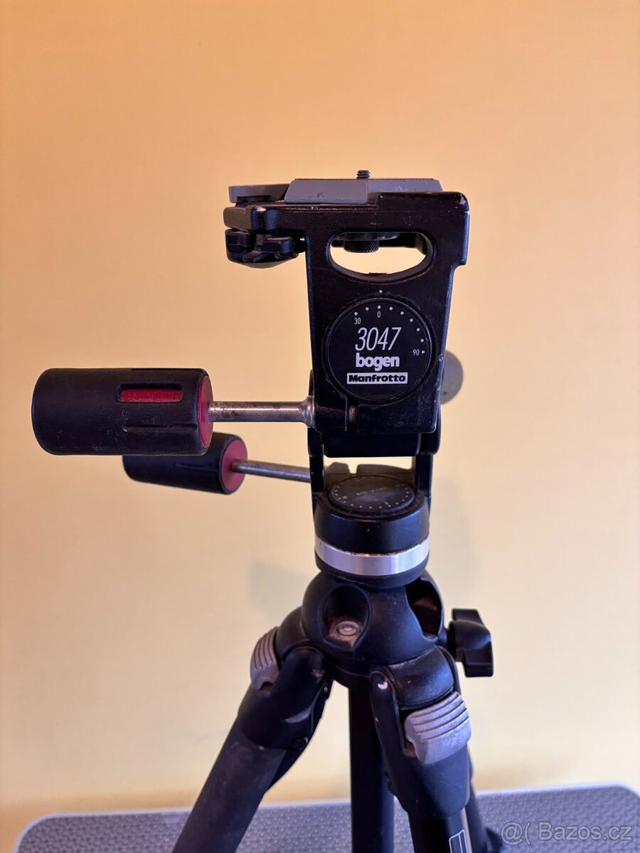 Profi stativ Manfrotto 3021BPRO + hlava Bogen Manfrotto 307