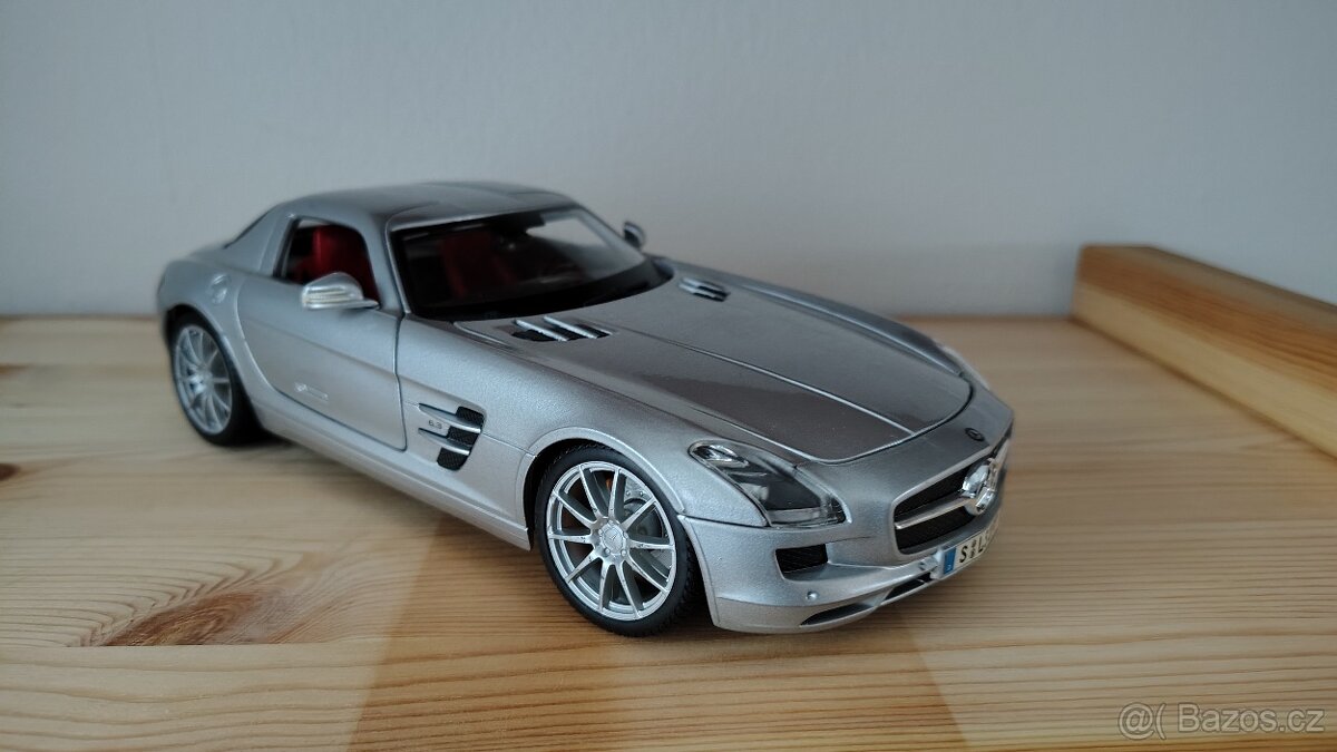 Mercedes SLS, 1:18 Maisto