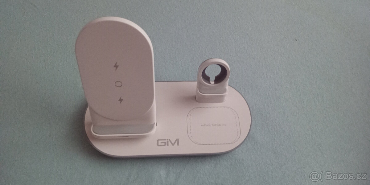 Bezdrátový nabíjecí stojan 3v1