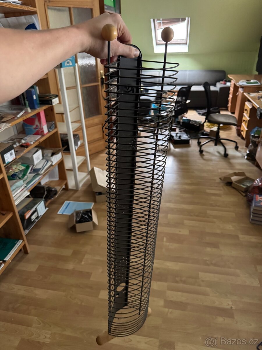 Stojan na CD