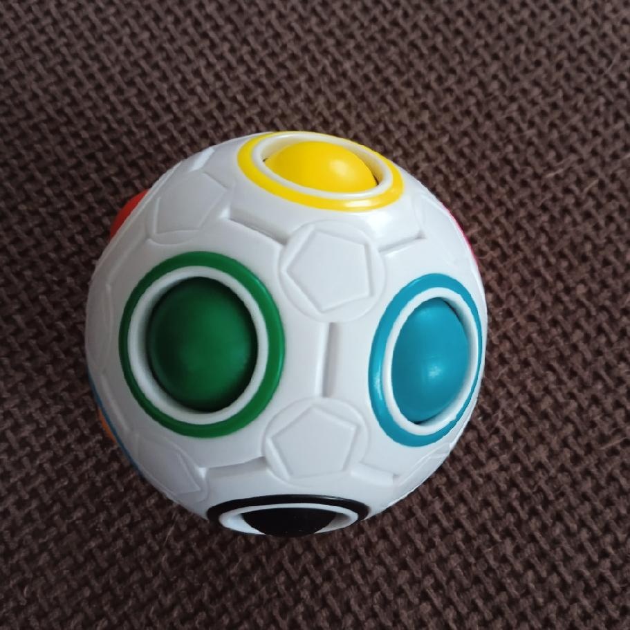 ANTISTRESOVÝ HLAVOLAM