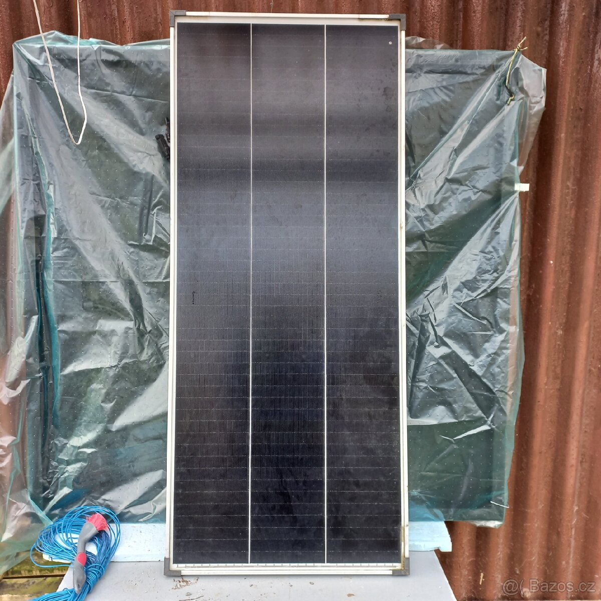 Solární systém pro chatu, karavan, rybaření