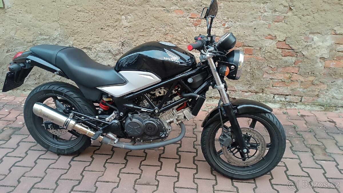 Honda VTR 250