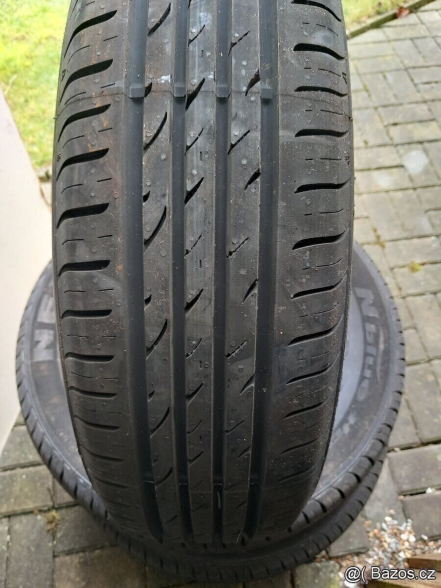 195/65/15 letni pneu 195/65 R15