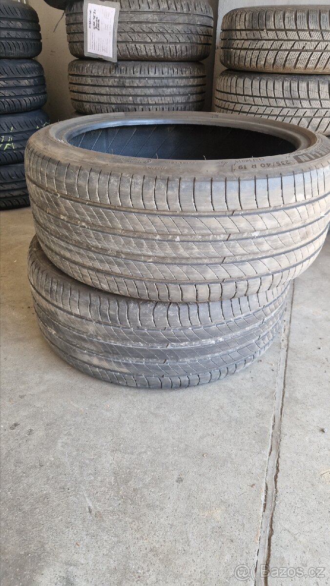 Letni pneu Michelin Primacy4, 235/40 R19 96W