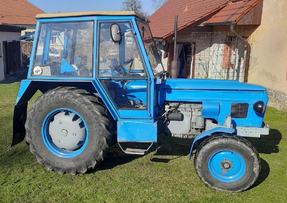 Zetor 6718 + kára.
