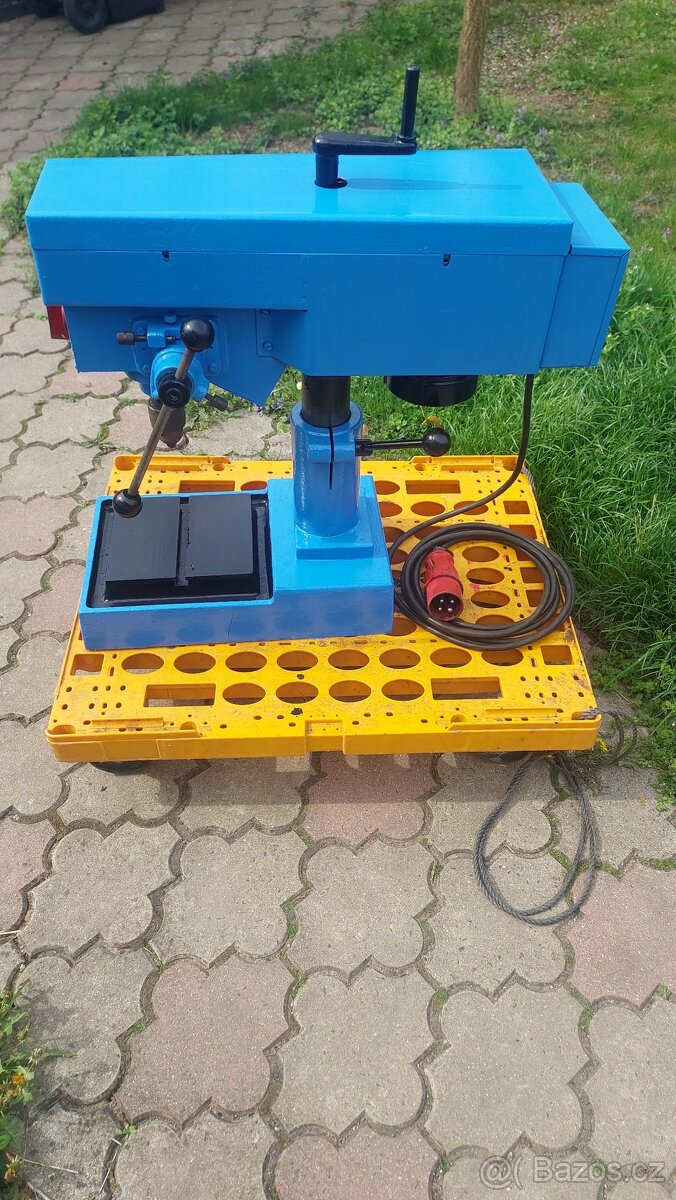Stolní dílenská vrtačka