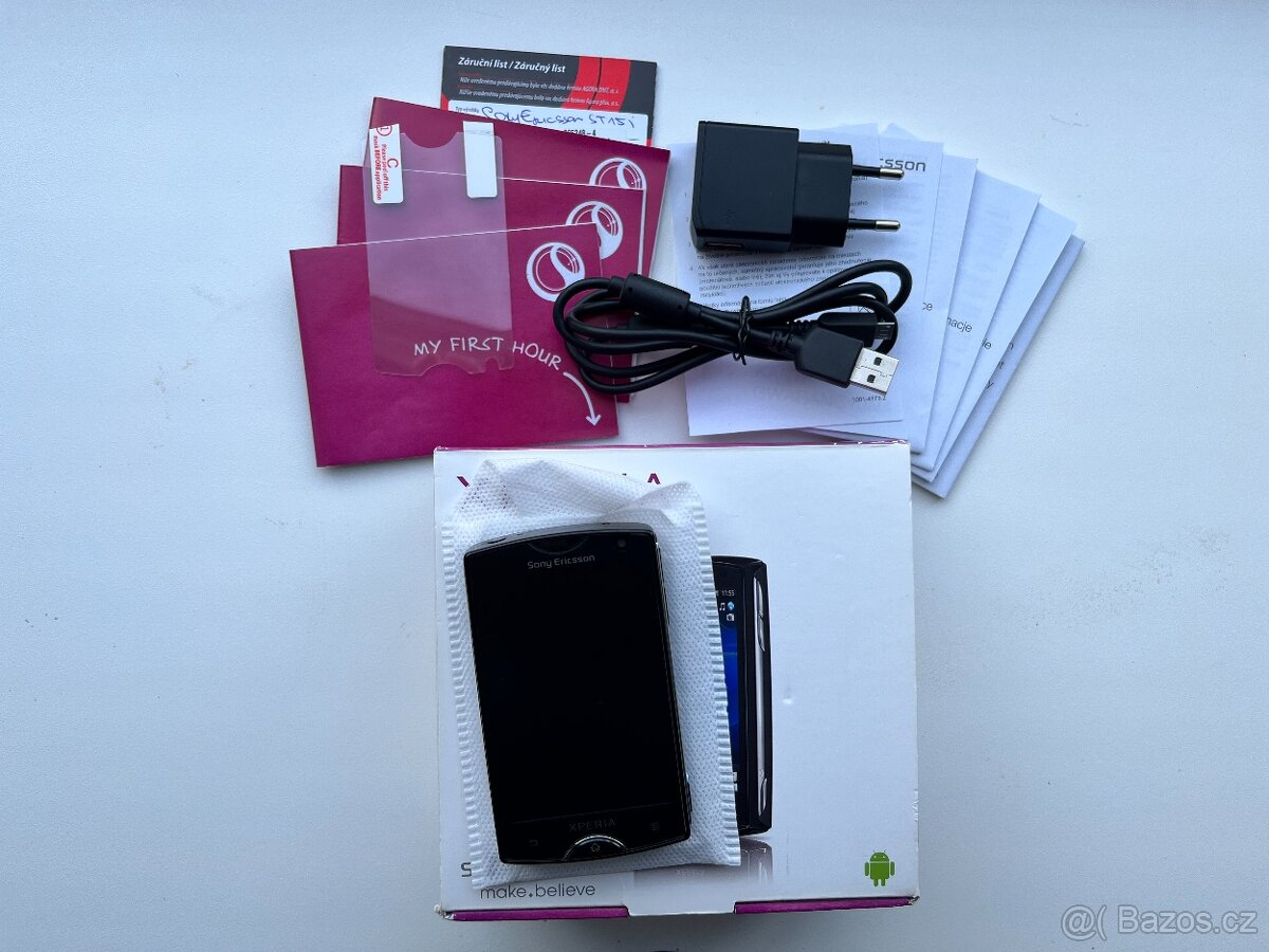 Sony Ericsson ST15i Xperia mini Black
