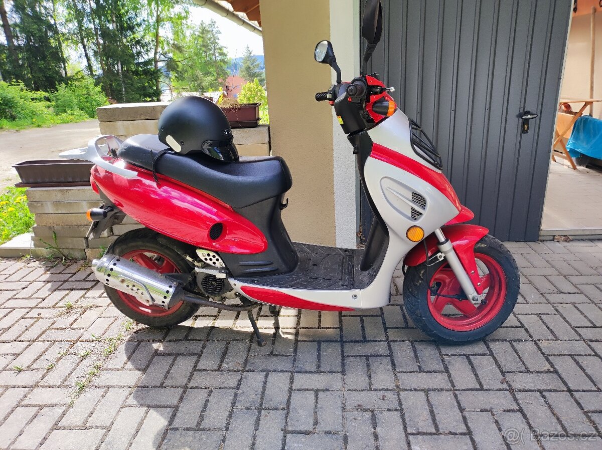 Moto zeta 50