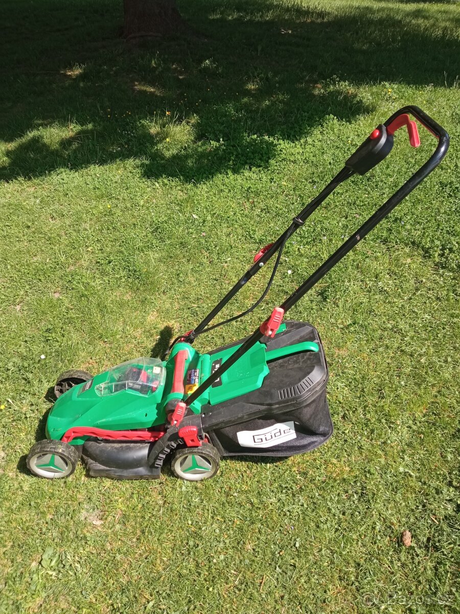 Akumulátorová sekačka Güde 330/24-3.0 L+bakterie, nabíječka