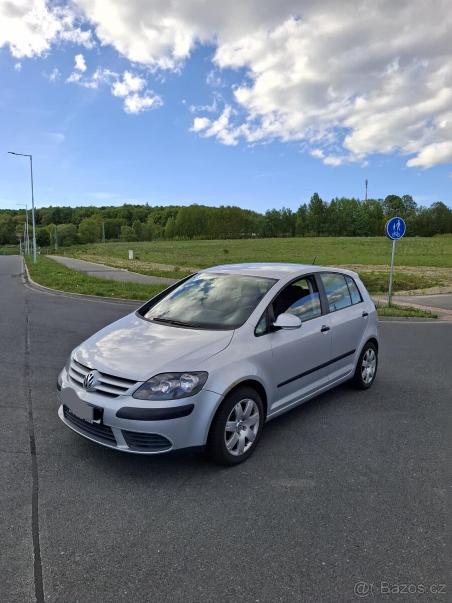 Volkswagen golf 5 plus
