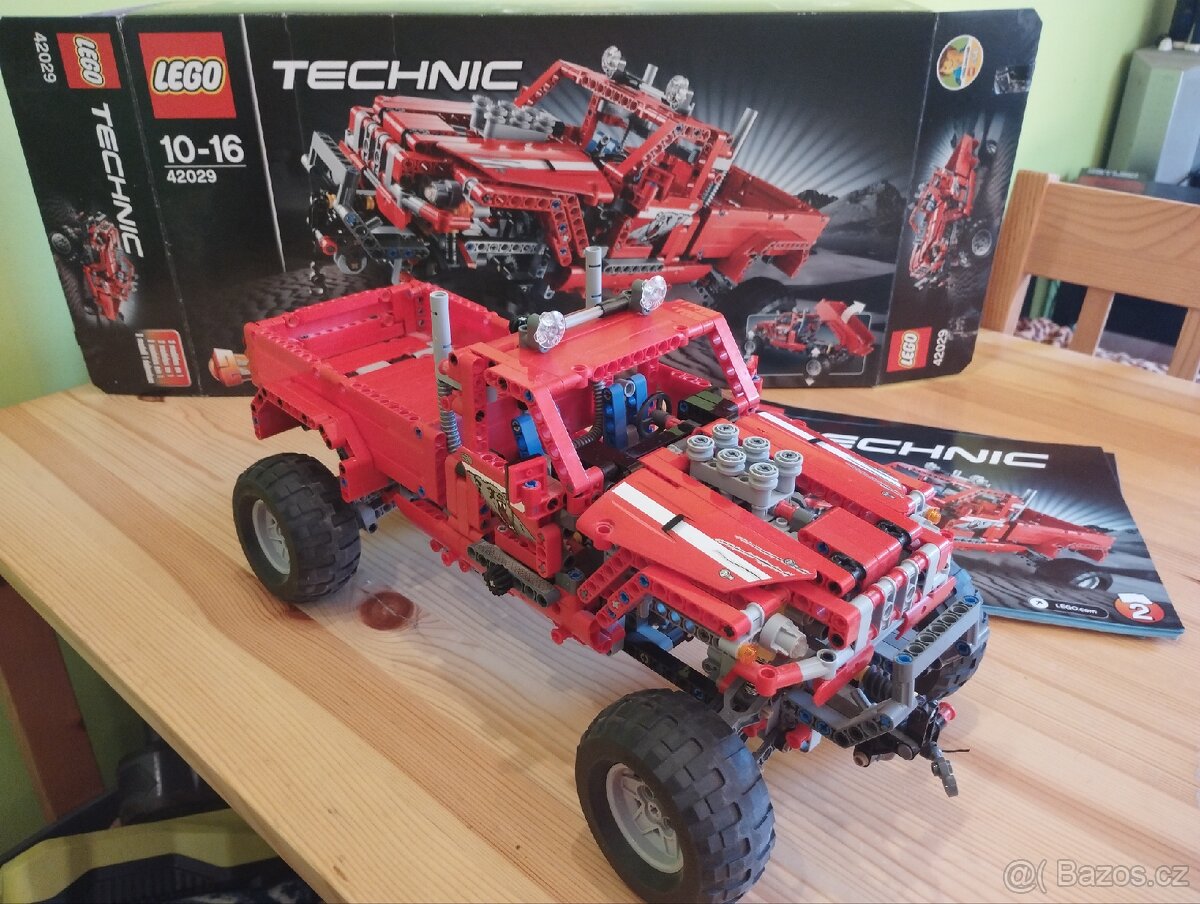 Lego 42029 truck