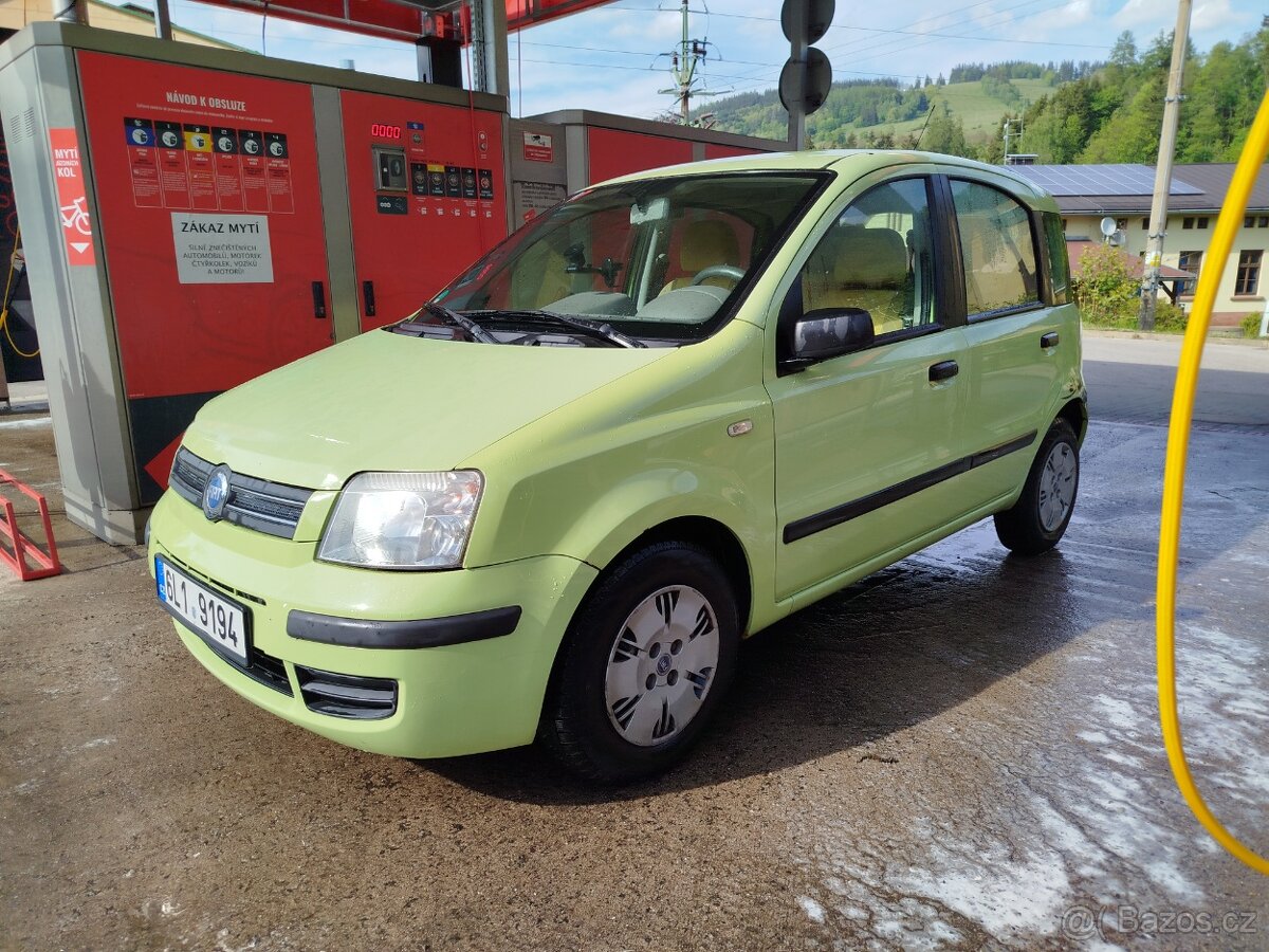 Prodám Fiat Panda1,2 benzín rok výroby 2004