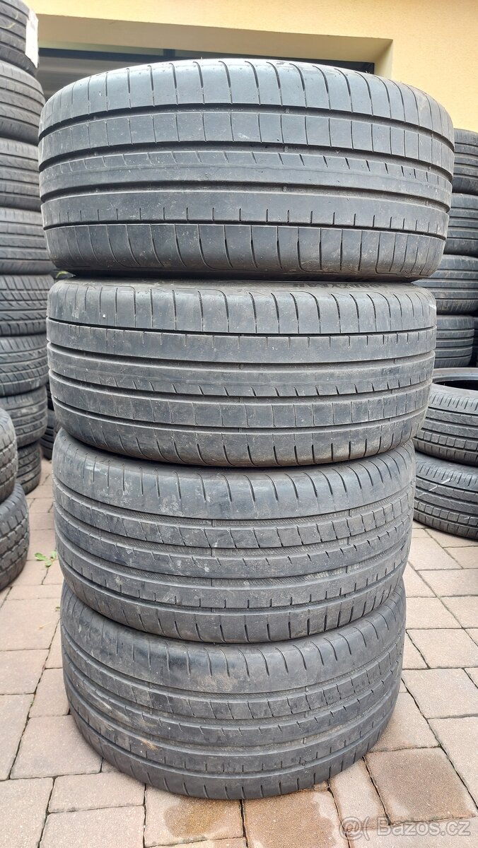 Pneu letní, 4 ks, zn. GOODYEAR, 2x 235/35/19 a 2x 255/30/19