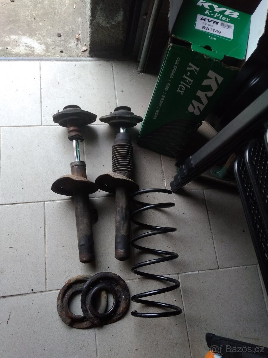 KYB RA 1749 PRUZINY NOVE 2 306