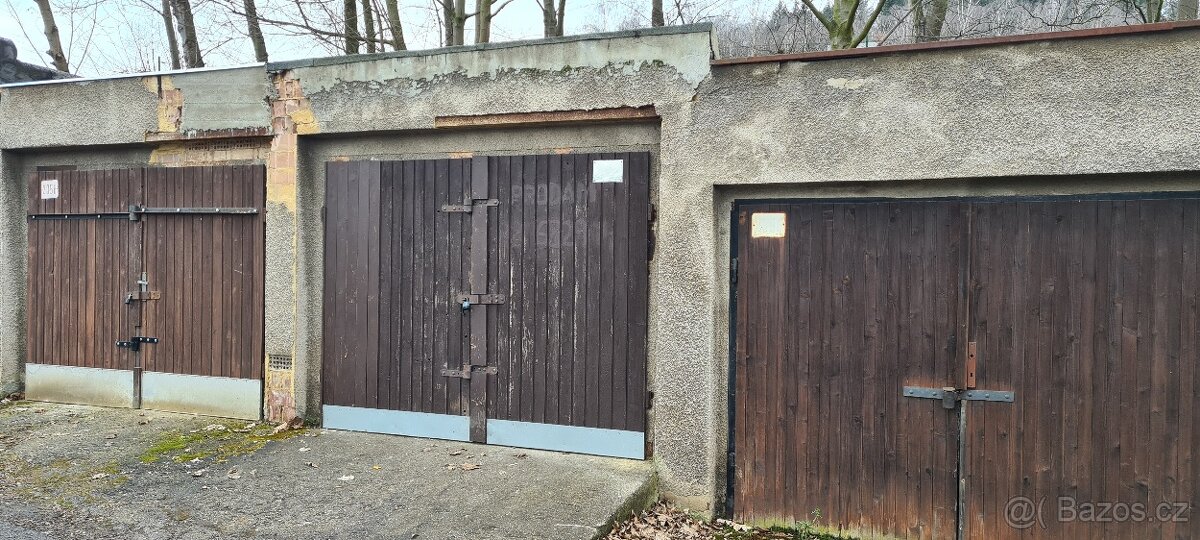 Prodám 2xgaráž ve Starých Obrnicích 48m2