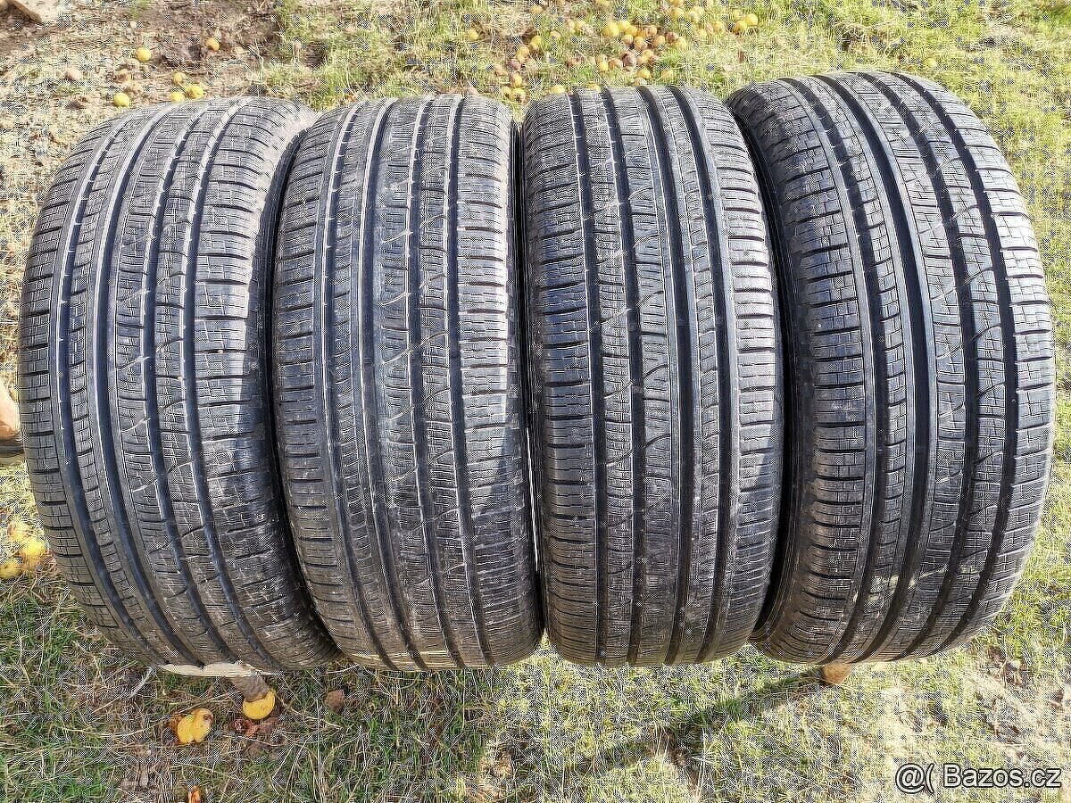 235/55/19 celorocni pneu PIRELLI 235 55 19