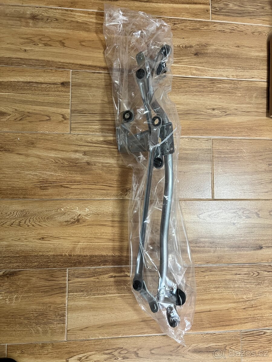 Mechanismus předních stěračů
