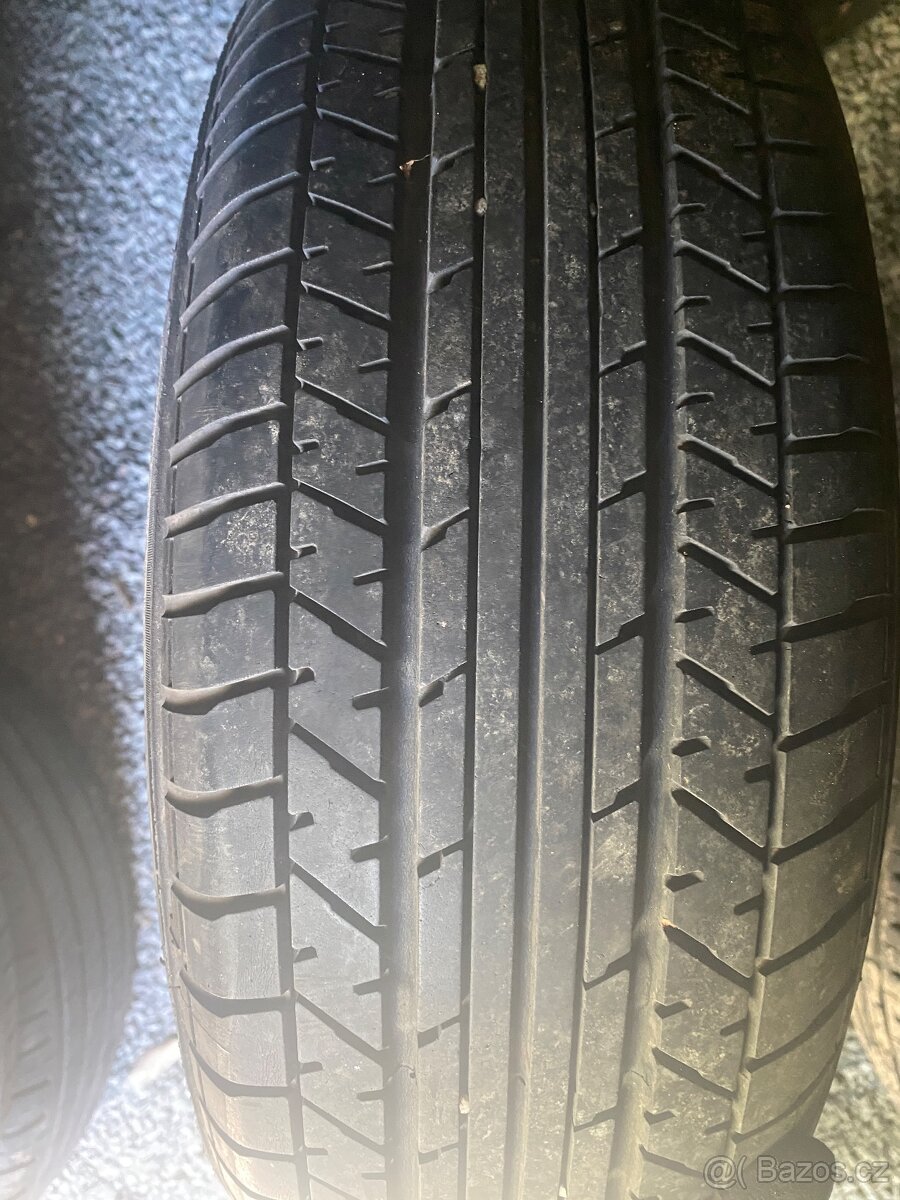 Letní pneu 175/65/R14 Yokohama