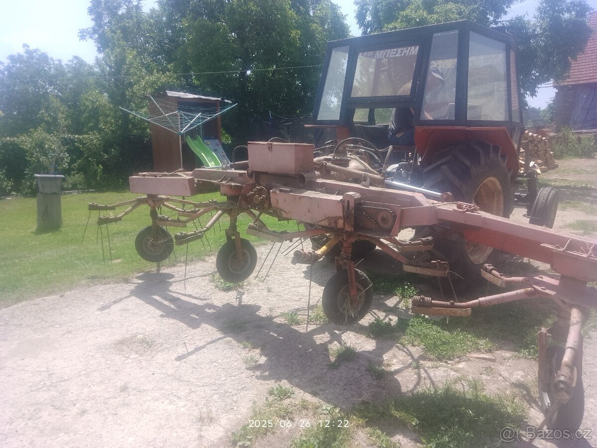 Prodám obraceč sena za traktor