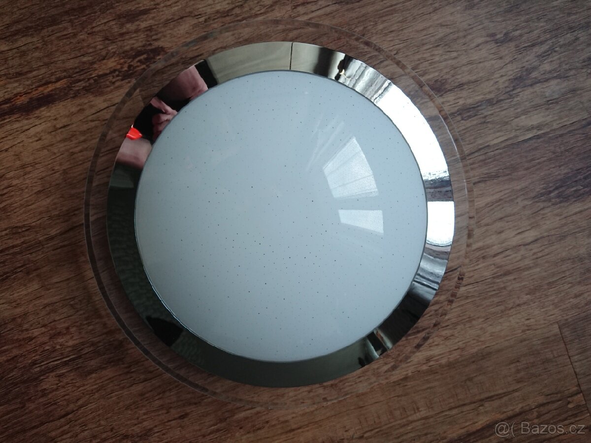 LED stropní světlo