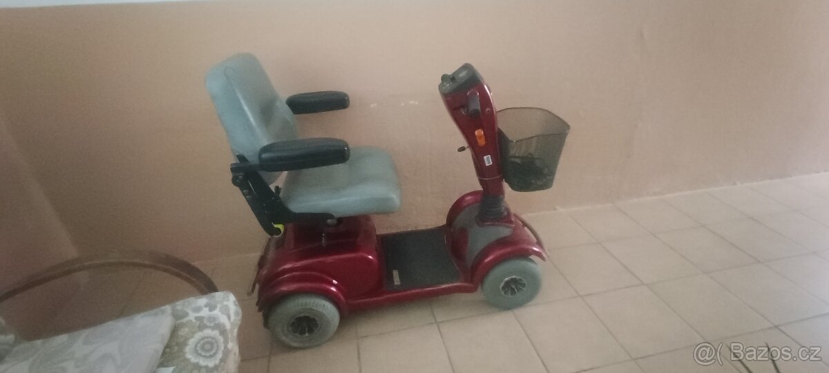 Skútr pro důchodce