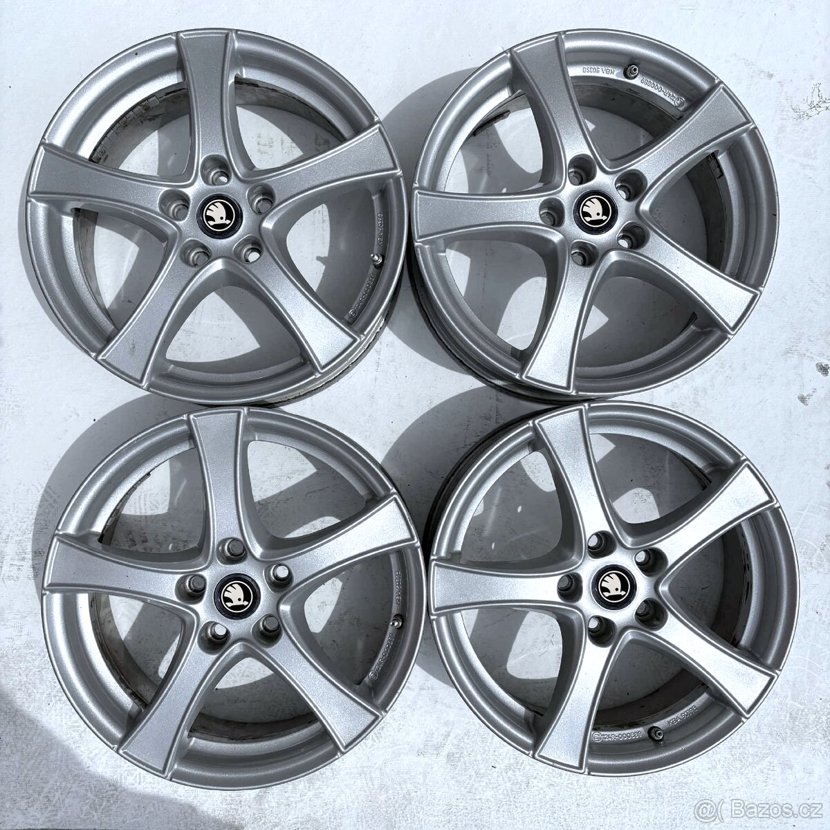 ALU SKODA OCTAVIA SUPERB YETI KAROQ 17" 5X112
