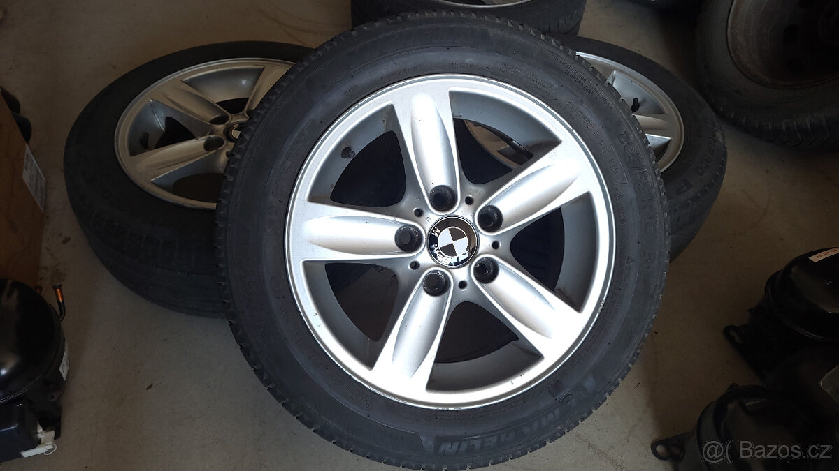 Original letní ALU kola BMW řady 1 (E87) 16" - levně