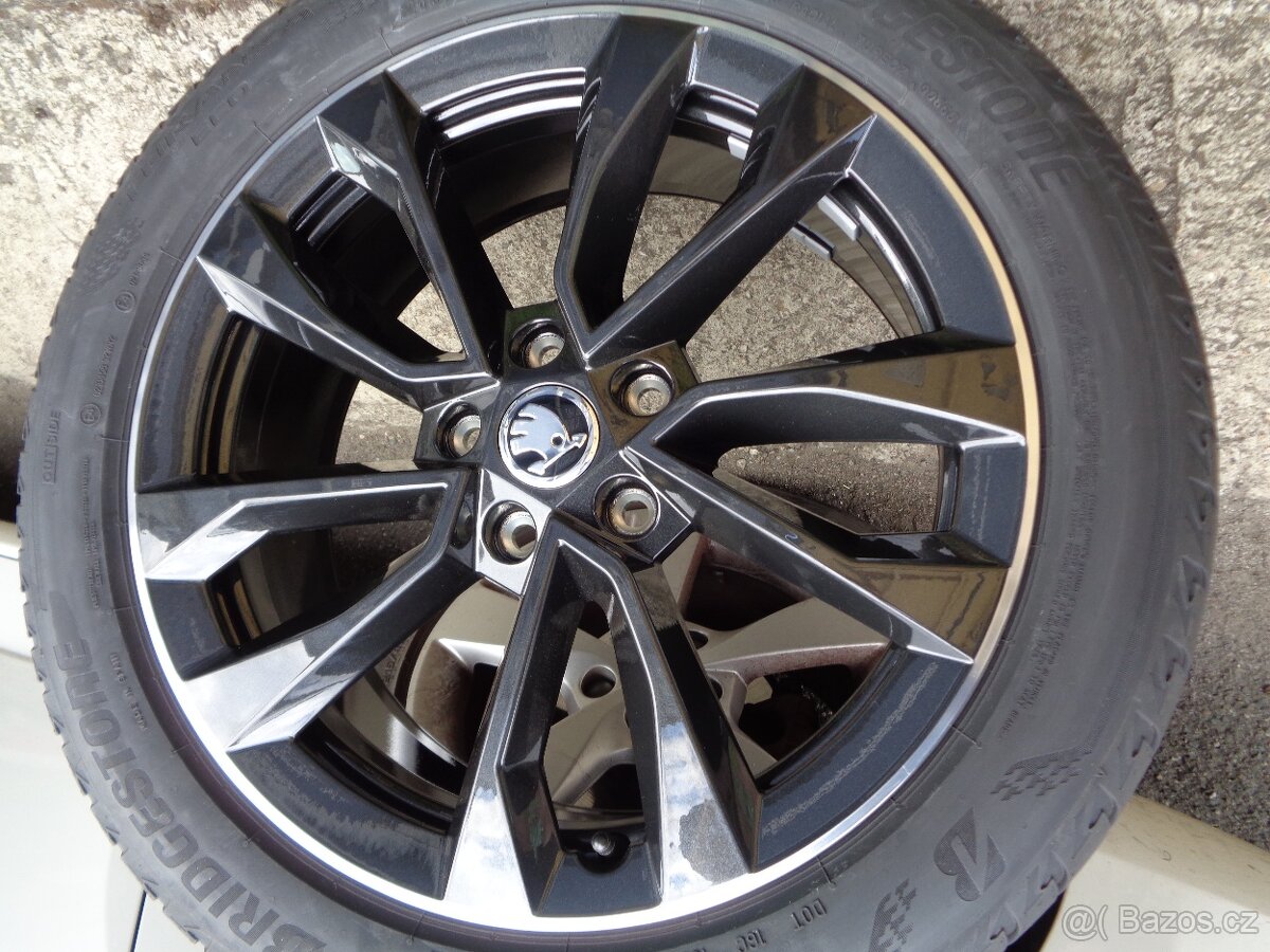 škoda karoq r18 nová alu kola 5x112 černá