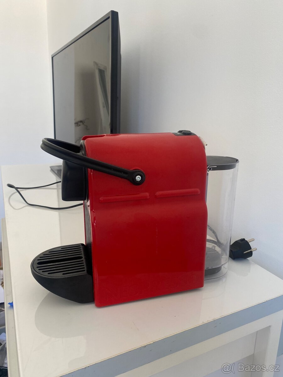 Kávovar Nespresso