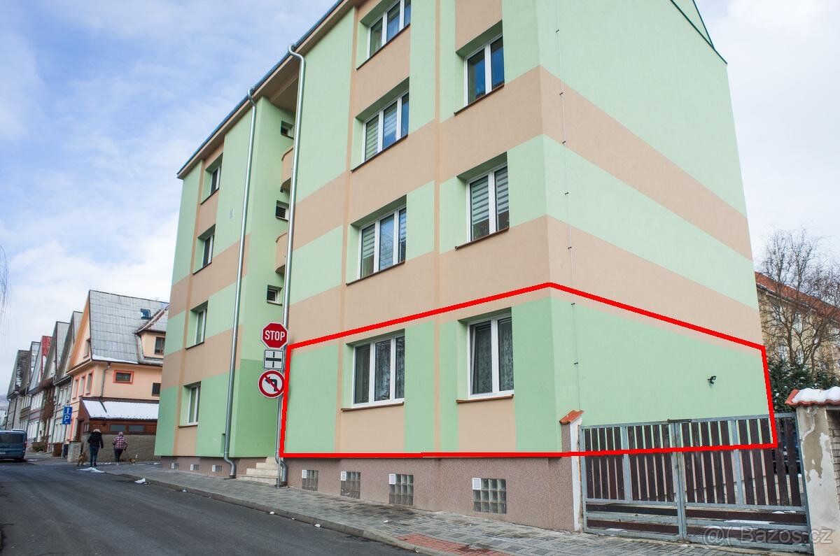 Prodej podílu na bytu 3+1 na adrese Gen. Svobody 1191/12, Te