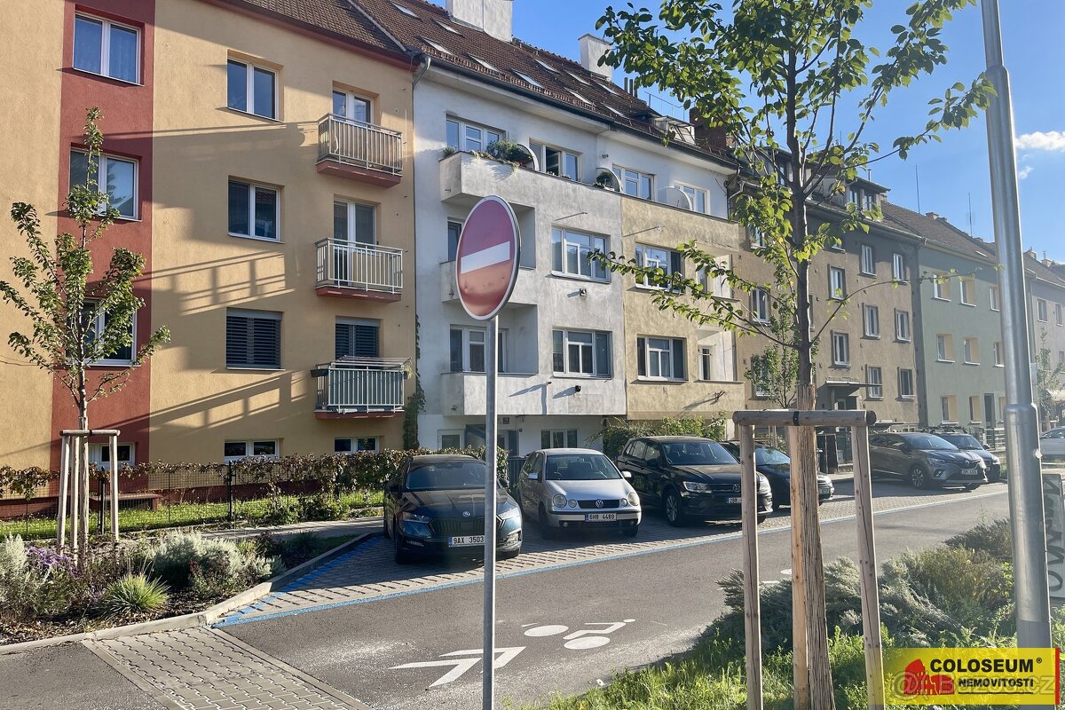 Brno - Černá Pole, Pronájem bytu 2+kk s balkonem a zahradou
