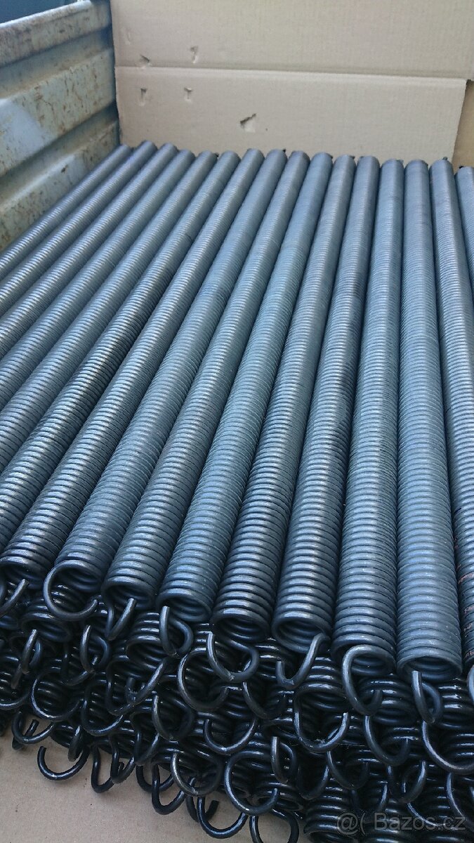 Pružina na výklopné garážové vrata