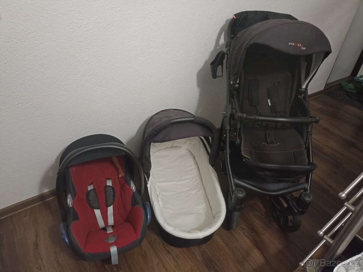 Kočárek trojkombinace