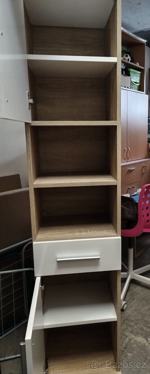 Koupelnová skříňka