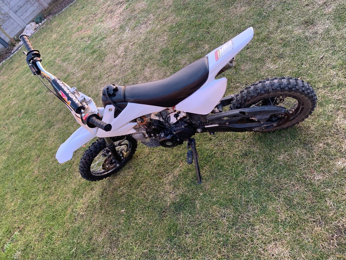 Prodam pitbike 125ccm automat
