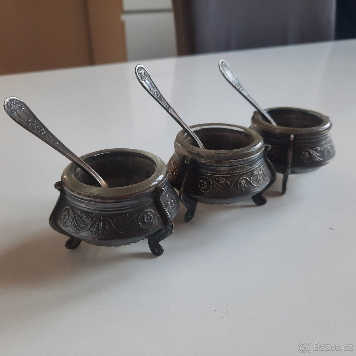 Starožitné dózy na kaviár