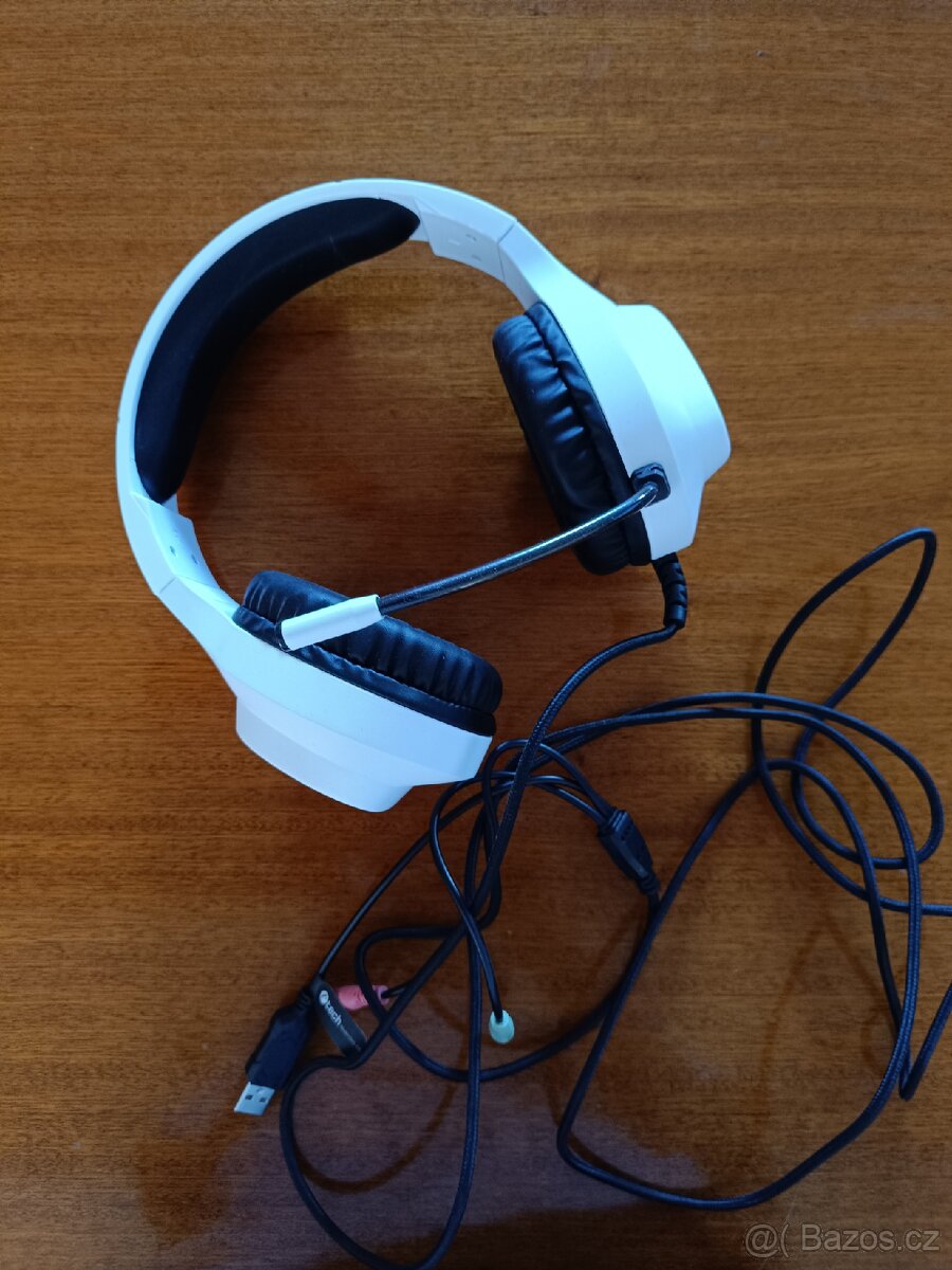 Herní sluchátka
