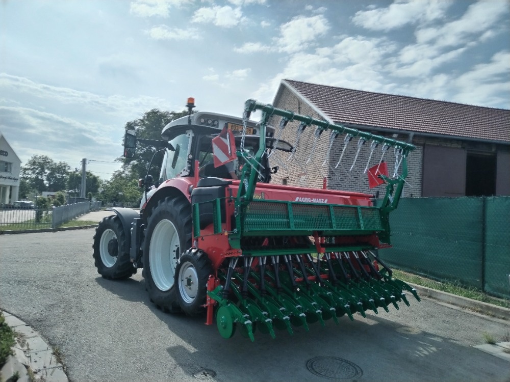 Mechanický diskový secí stroj