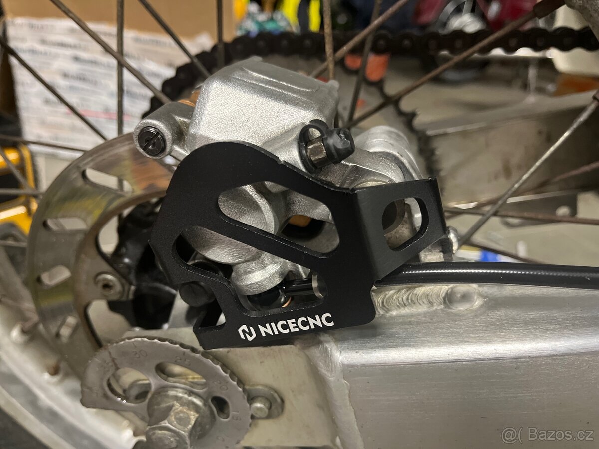 Kryt XR600R, XR650L