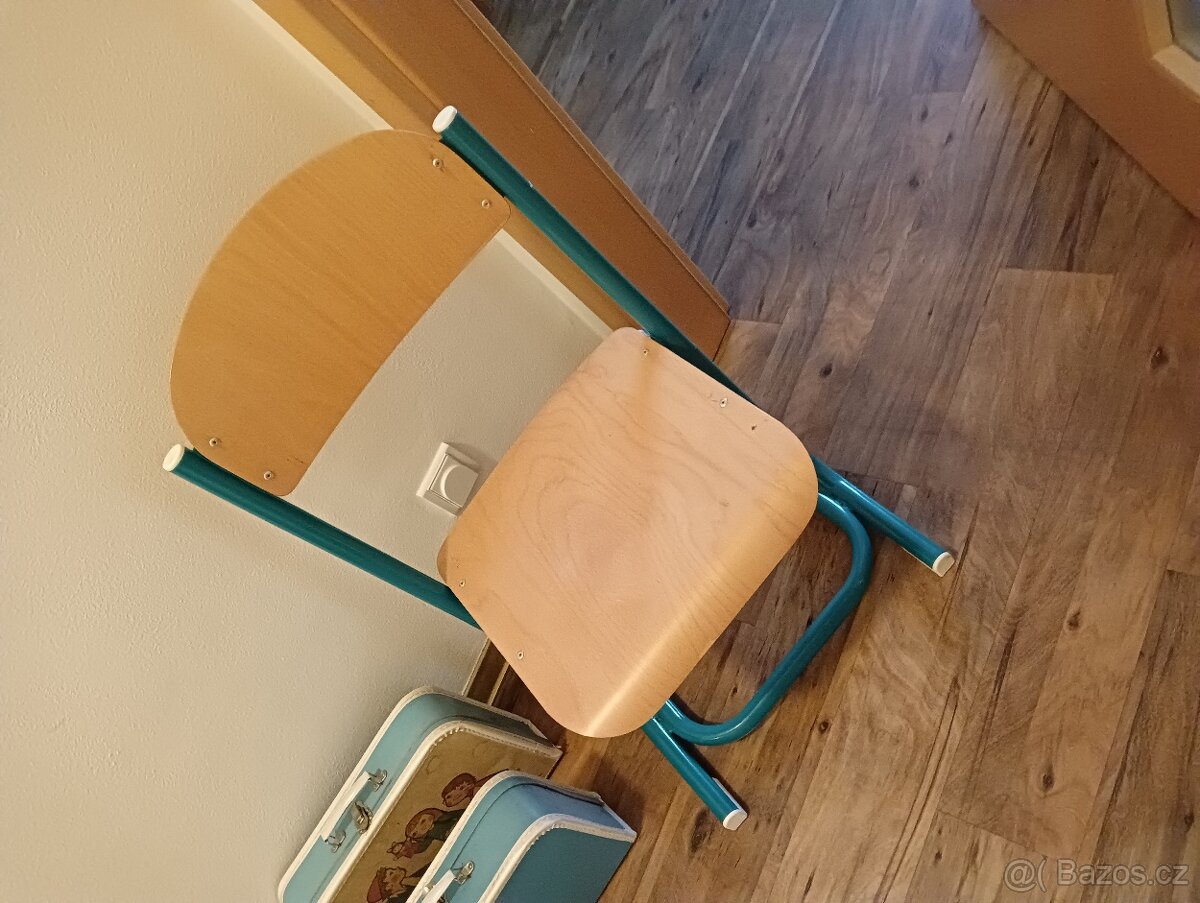 Rostoucí židle do dětského pokoje