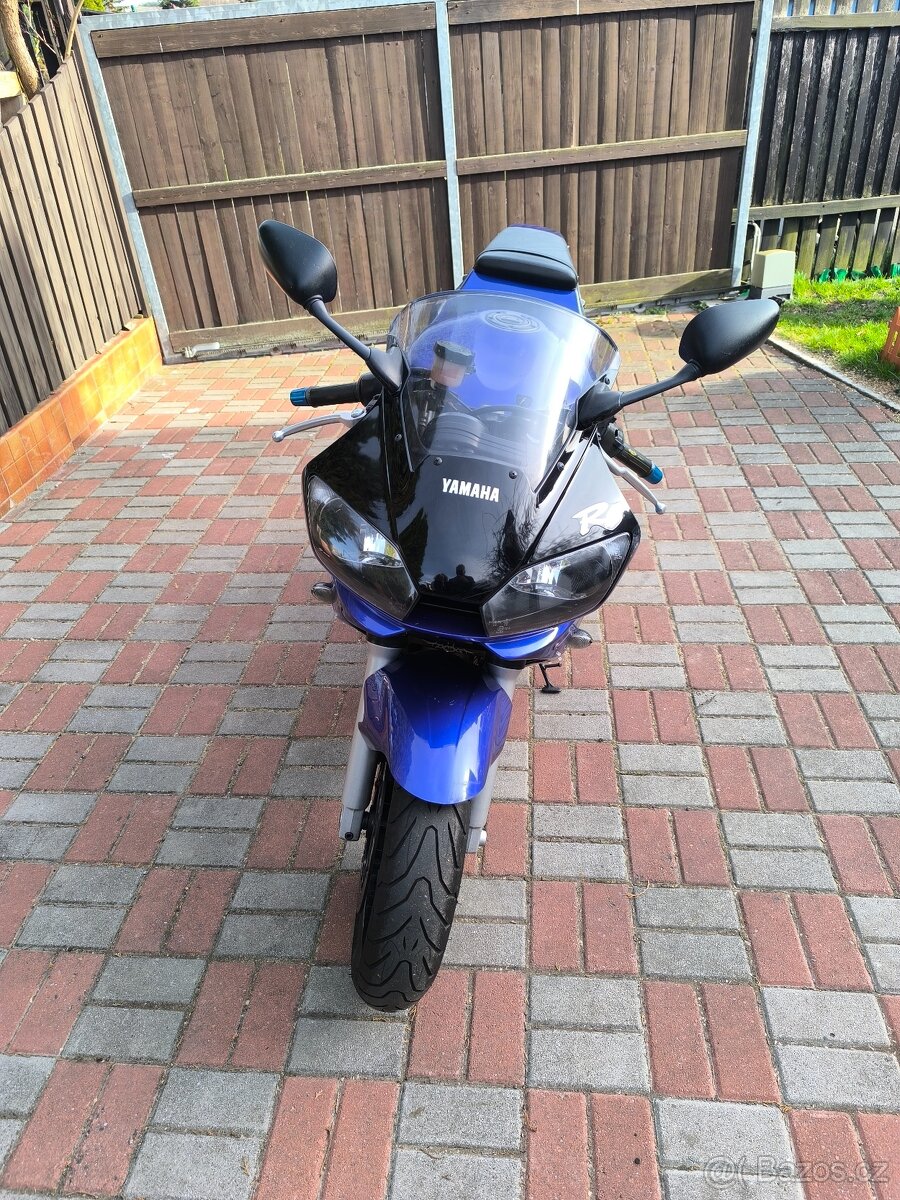 Yamaha R6