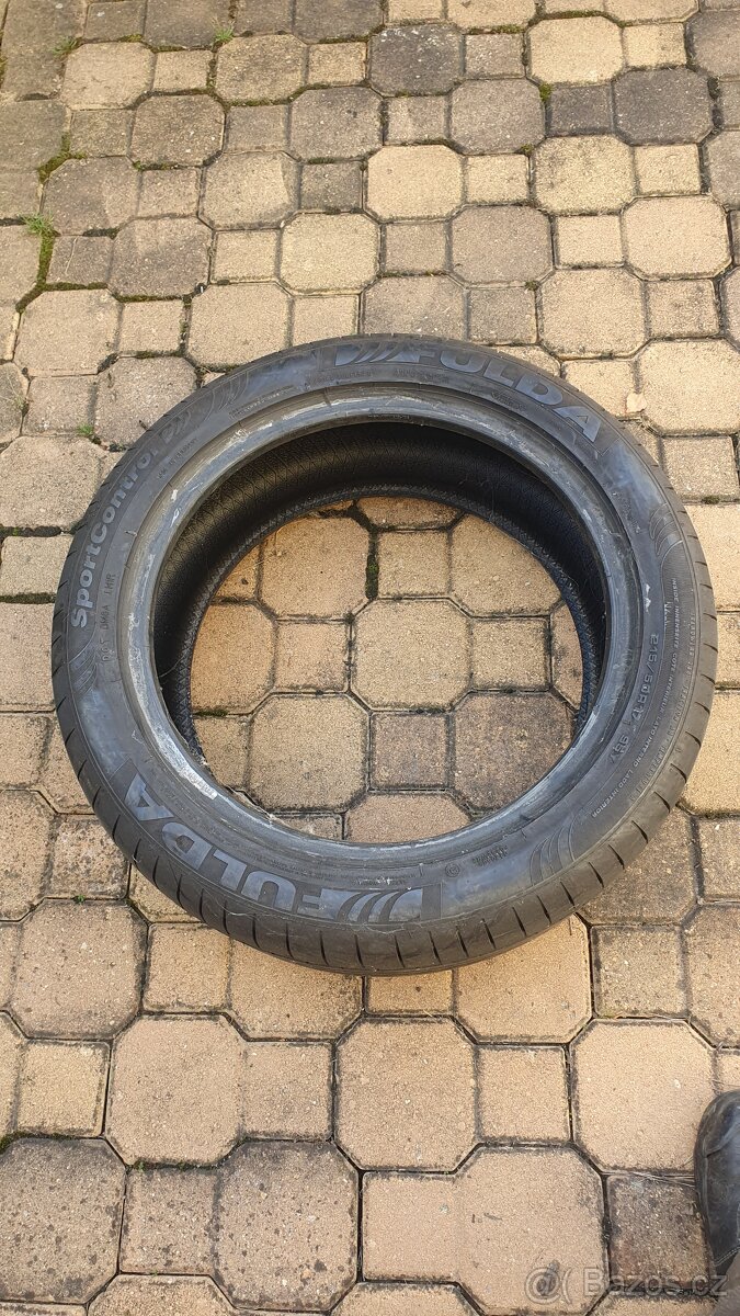 Prodám pneu Fulda SportControl 2,rozměr 215/50R17