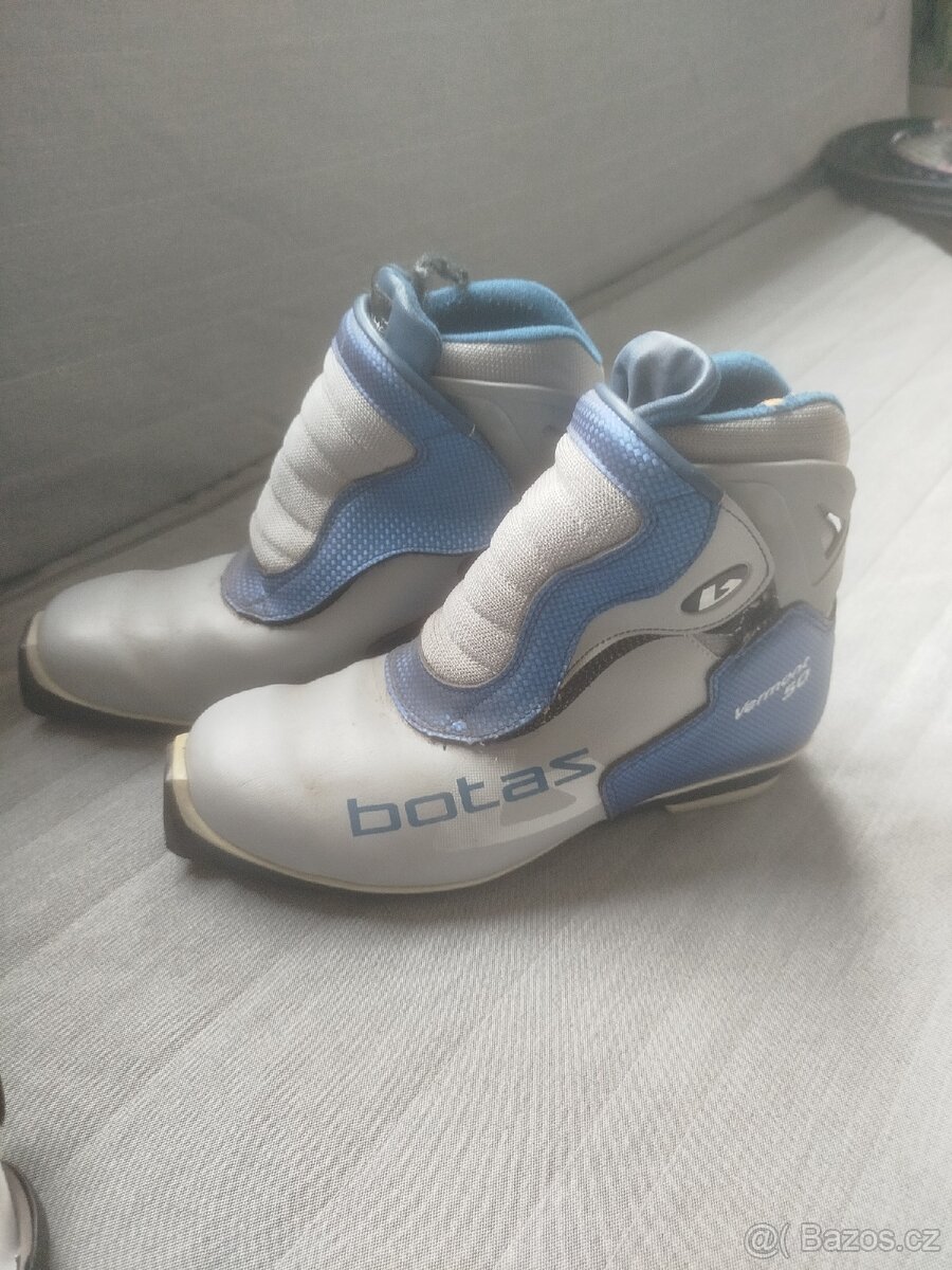 Boty na bezky