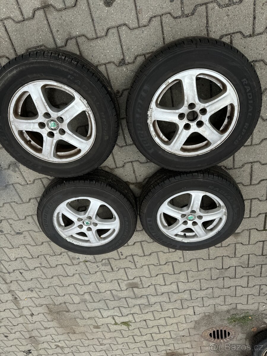 Alu kola 195/65/R15 letni