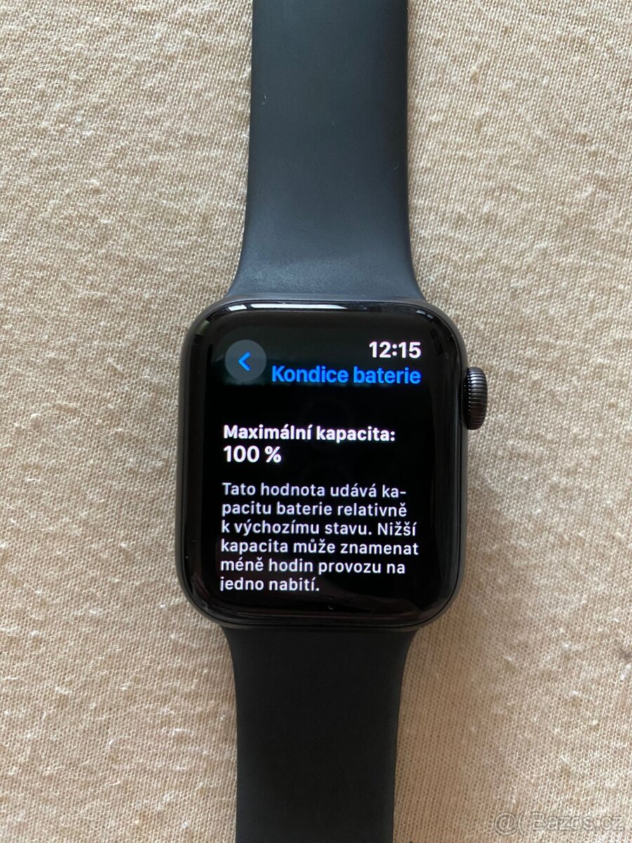 Chytré hodinky Apple Watch 6