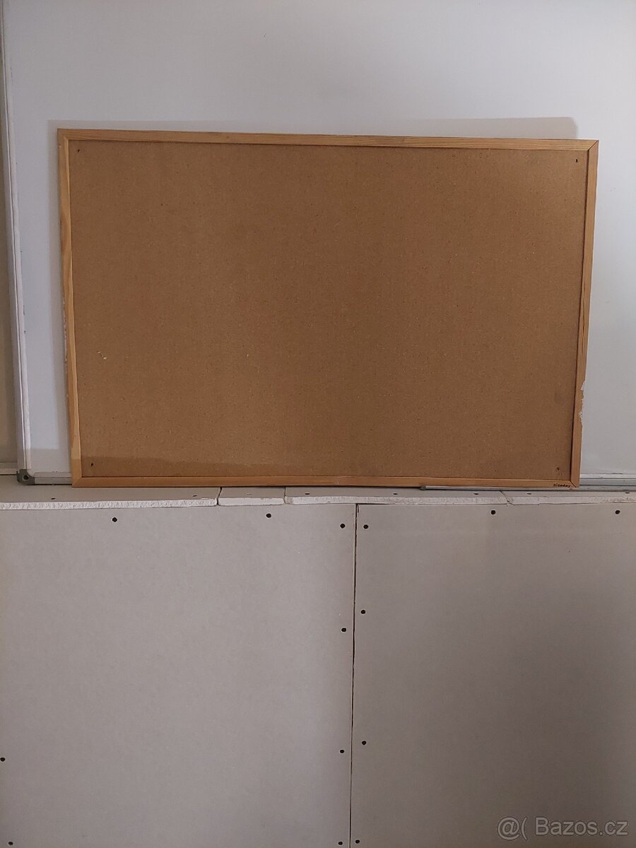 Korková tabule 60x90cm